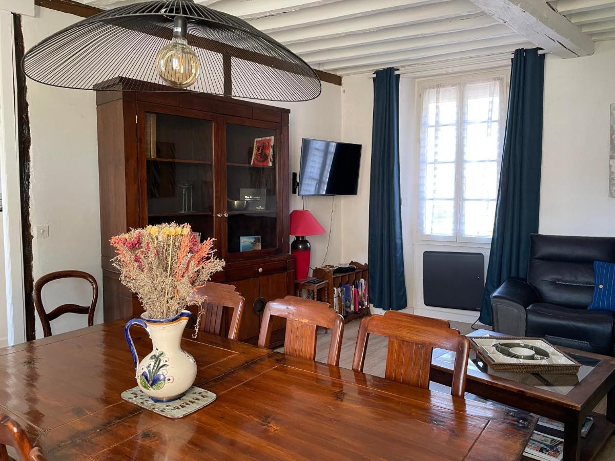 Villa Fontaine Avec Piscine Interieur Chauffee-Maison De Campagne Familiale -Ideal Vacances Ou Sejour Professionnel -3 Chambres-Bureau Separe -Lit Bebe - Parking Facile & Gratuit Exterior photo