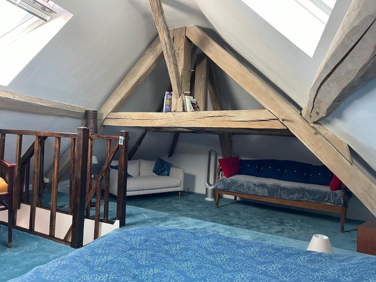 Villa Fontaine Avec Piscine Interieur Chauffee-Maison De Campagne Familiale -Ideal Vacances Ou Sejour Professionnel -3 Chambres-Bureau Separe -Lit Bebe - Parking Facile & Gratuit Exterior photo