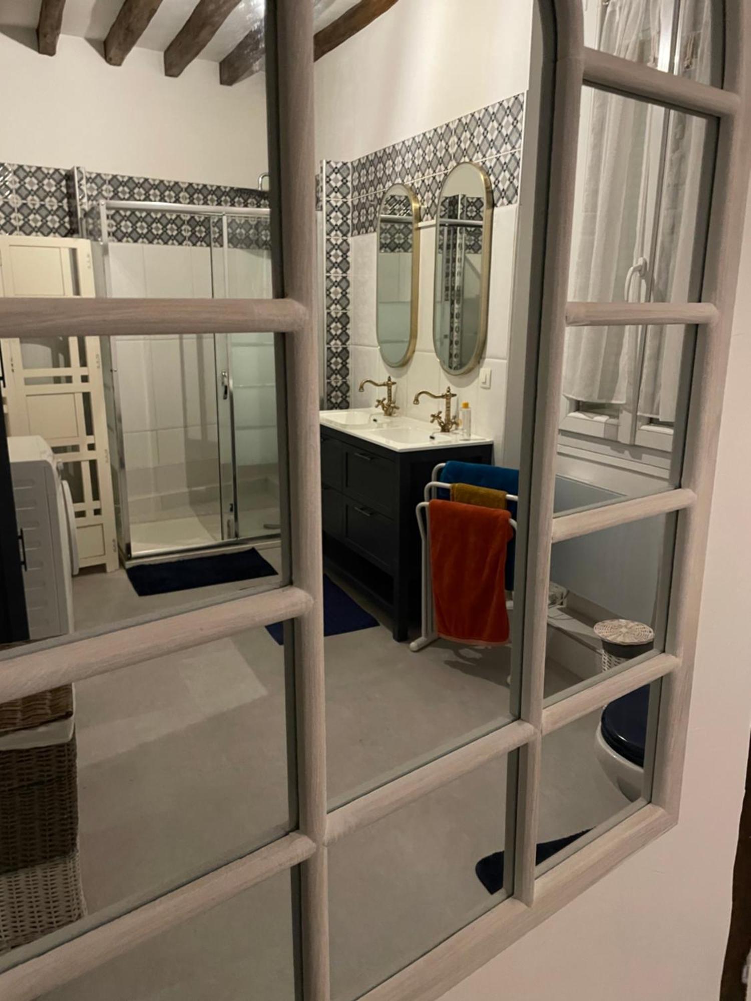 Villa Fontaine Avec Piscine Interieur Chauffee-Maison De Campagne Familiale -Ideal Vacances Ou Sejour Professionnel -3 Chambres-Bureau Separe -Lit Bebe - Parking Facile & Gratuit Exterior photo
